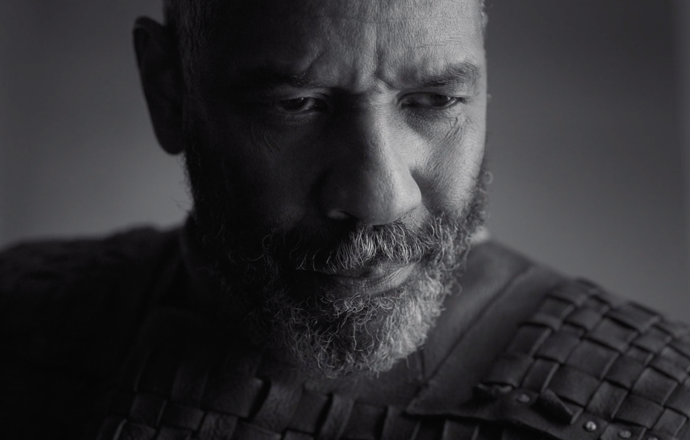 ‘The Tragedy of Macbeth’ gets consumed by its massive, yet minimalist ambitions